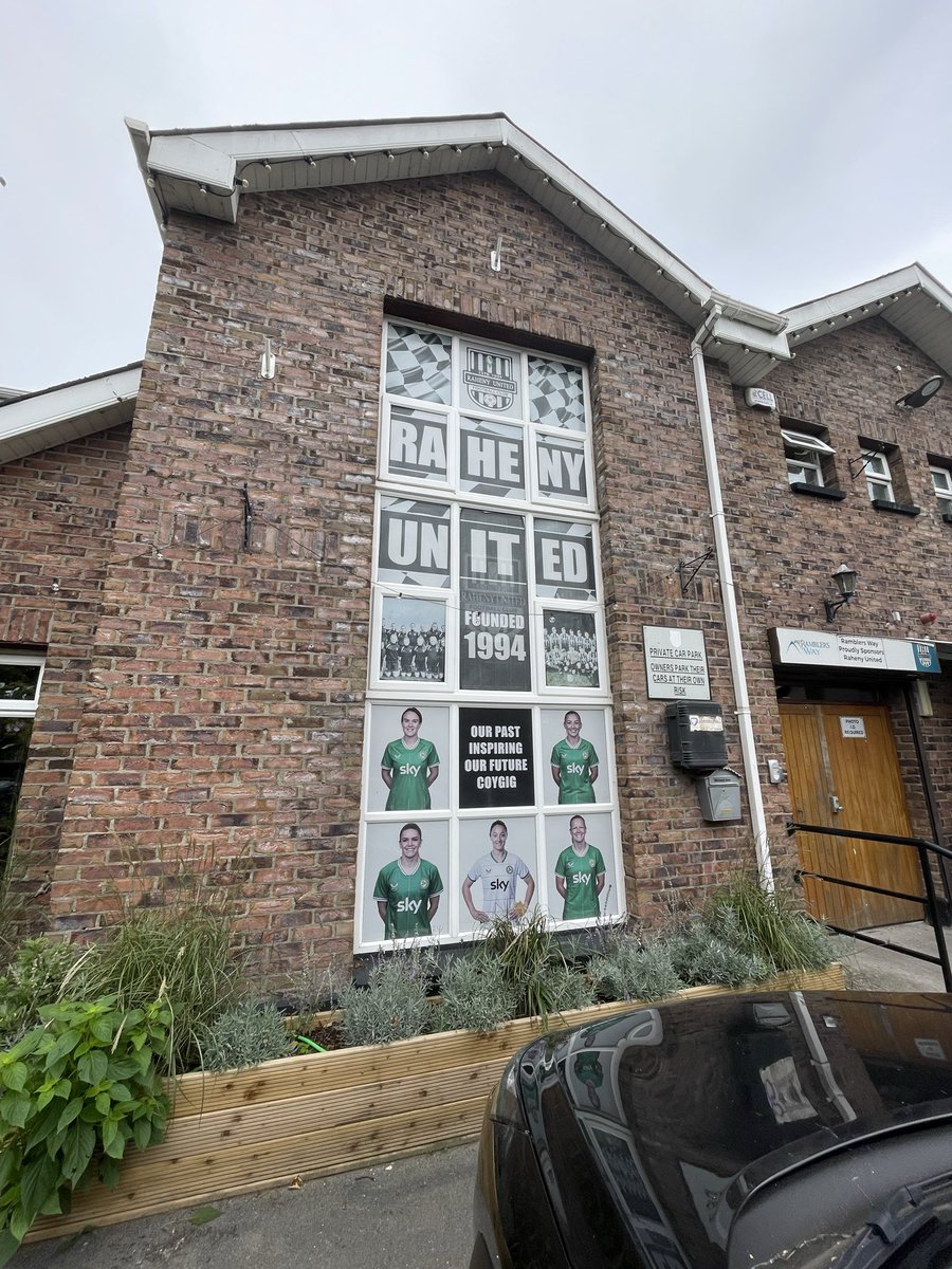 Very enjoyable and challenging day at <a href="/raymondverheije/">Raymond Verheijen</a> course in Raheny FC today 

Fantastic to see Raymond deliver in person after reading and studying so much of his work over the past few years. 

Plenty to reflect on !! ⚽️