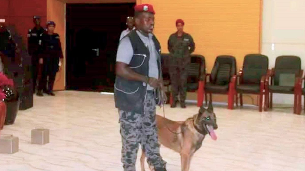 🛑🔴 #DJIBOUTI 🇩🇯🇸🇴🇪🇹🇪🇷🇰🇪 🇨🇦 ➪ 🟥 Le peuple réclame des comptes : où va le budget national ?
Mouvement Des Patriotes Djiboutiens 
Le Mouvement des Patriotes Djiboutiens (#MPD) dénonce avec force la gestion opaque et partiale du budget national.
m.facebook.com/story.php?stor…