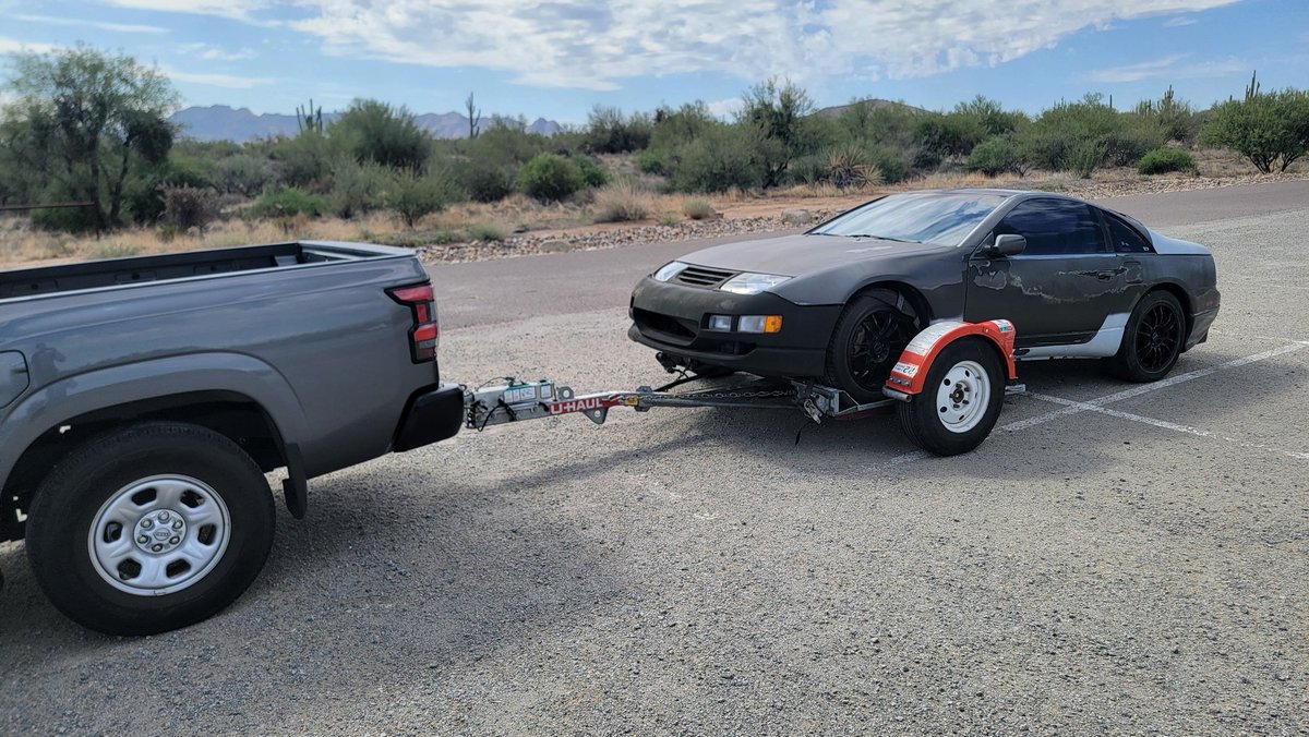 LinkedChief's tweet image. I like broken cars 
#cars #automotive #shitbox #nissan #mazda #miata #300zx