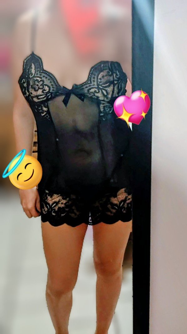 urvigumi's tweet photo. La dueña de mis fantasias y quien las cumple #hotwifeleongto #cornudoleongto #swingerleongto #bicuriosa https://t.co/cOHDnmJEx1