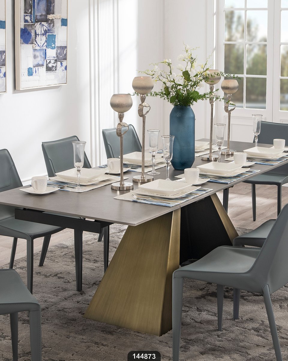 midaskuwait's tweet image. Get a dining table made to last - and made to impress.

tinyurl.com/yy82vhwp
#Midas #Table