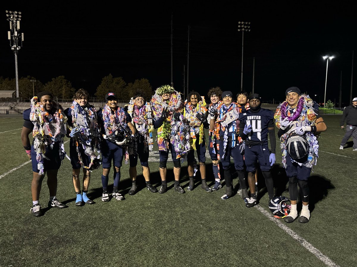 nikotaeoalii's tweet photo. Grateful for all the love support from my family, teammates, coaches and teachers throughout high school football!
#HunterWolverines https://t.co/DOUflkndbE