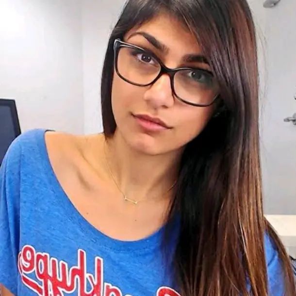 السعوديات من يشوفن بنغالي وهندي هسة :