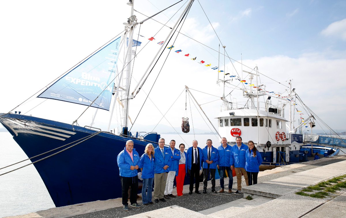 Bluepointproj's tweet photo. 🌊 ¡Arranca la #BlueExpedition en #Santander!
📍 Dique de Gamazo | 16–19 oct
🚢 Buque MATER, talleres, charlas y más
♻️ Súmate al #CompromisoAzul
#OcéanosLimpios #InterregAtlanticArea
@Sodercan @MaterMuseoa @OrainIngurumena https://t.co/BI7AygwOdM