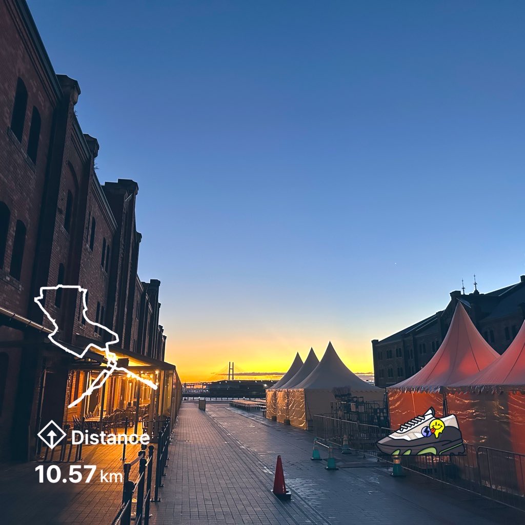 yorufuka_ADA's tweet image. 金曜日の朝ラン10km完走🏃‍♀️✨
夜更かし気味でも、朝の光に包まれると不思議と整う。
今日も自分のペースで、静かに燃えていこう🔥

#夜更かしのADA
#superwalk 84417663
#stepapp 45BEC8B
#stepn 18656750