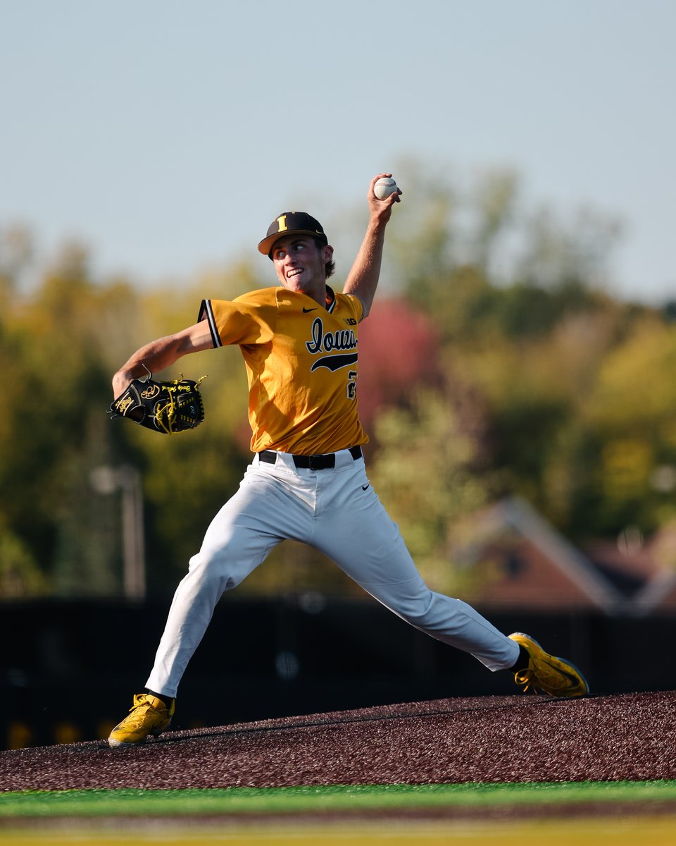 Irlbeck puts up another 0 for the Gold. 

E4 | Gold 2, Black 0