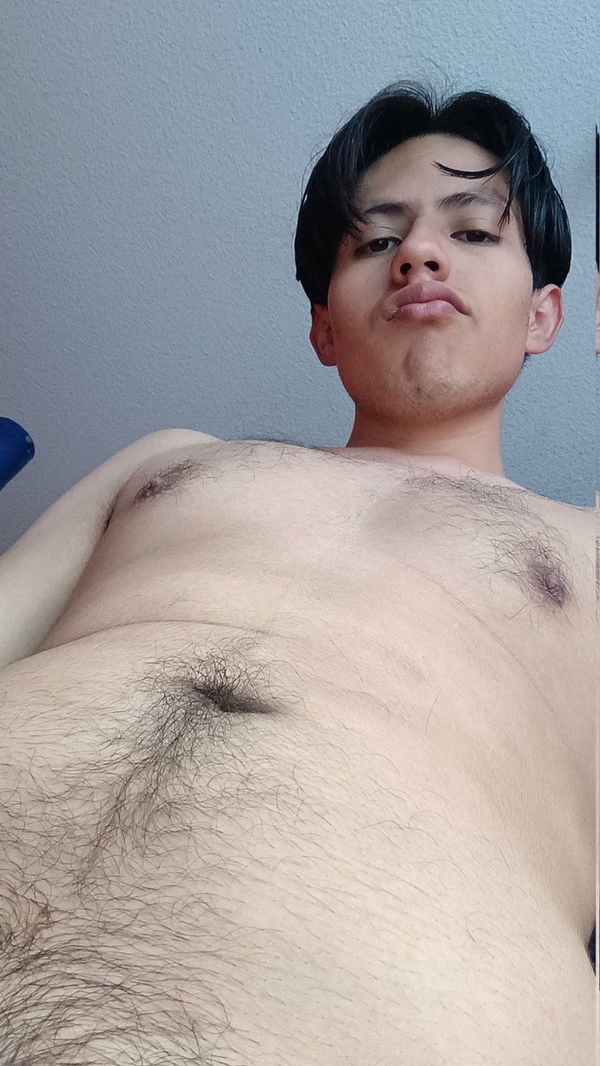 axel_rosete7's tweet image. ya me hace falta una rasuradita jiji