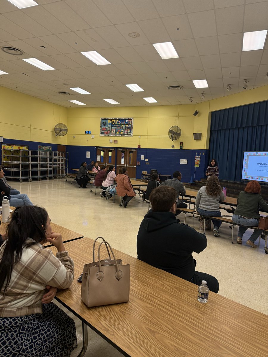 Elisabeth Halici tweet media