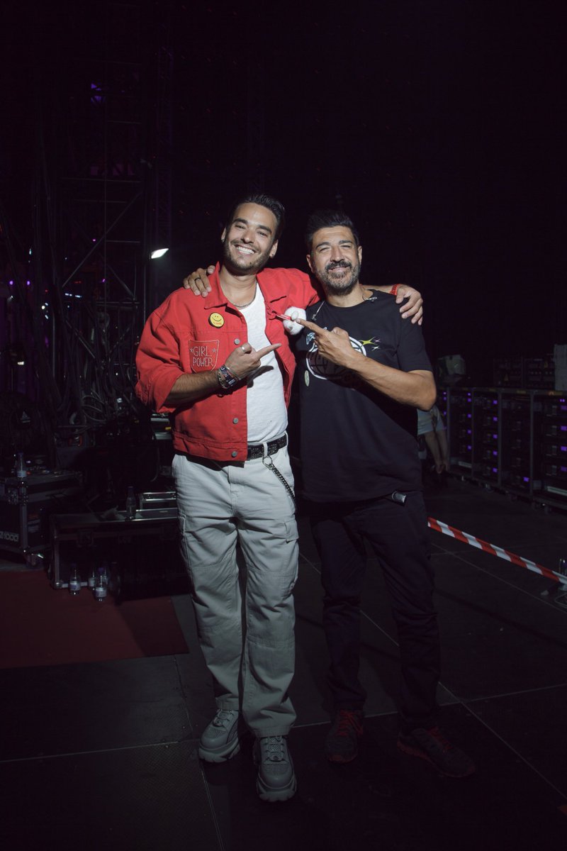 David Moreno (@davidmoreno) on Twitter photo Bravo <a href="/CocaCola_es/">Coca-Cola España</a> y BRAVO <a href="/TonyAguilarOfi/">Tony Aguilar</a>
¡Qué orgullo formar parte de la familia #CCME!
#LOS40MusicAwardsSantander Bravo <a href="/CocaCola_es/">Coca-Cola España</a> y BRAVO <a href="/TonyAguilarOfi/">Tony Aguilar</a>
¡Qué orgullo formar parte de la familia #CCME!
#LOS40MusicAwardsSantander