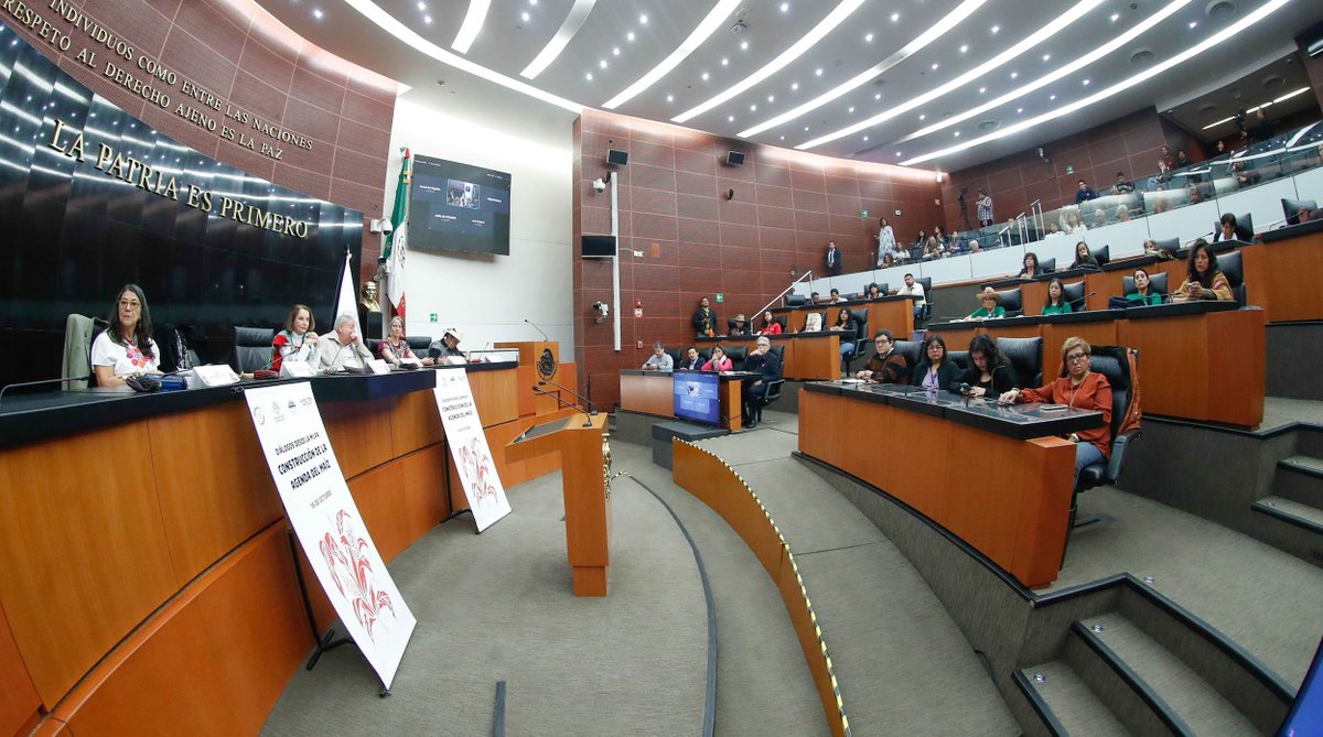 📷 La presidenta del Senado, <a href="/LauraI_Castillo/">Laura Itzel Castillo Juárez</a>, encabezó la inauguración del foro, en el que destacaron la importancia de la protección y conservación de los maíces nativos de México. comunicacionsocial.senado.gob.mx/multimedia/gal…