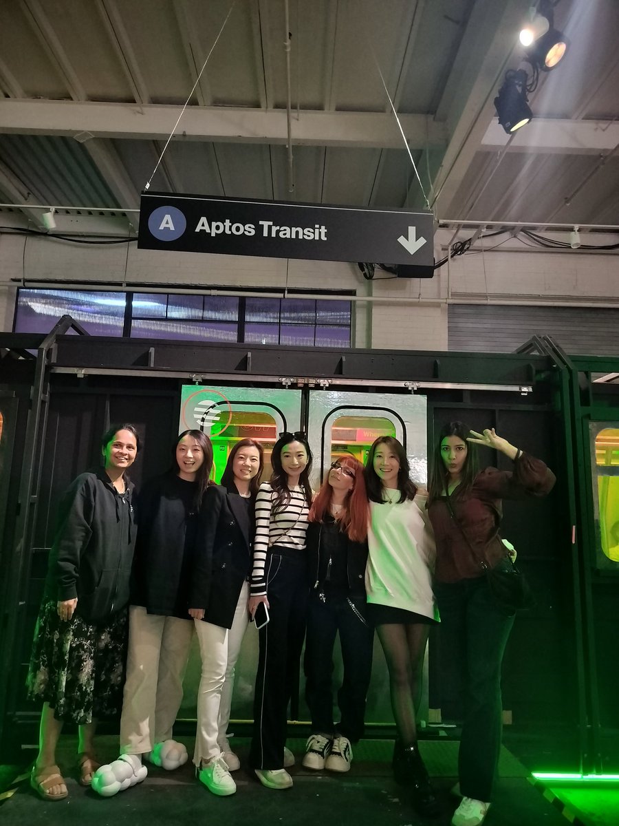 Women in <a href="/Aptos/">Aptos</a> looking good here 👸🏻🫶🏻

#ExperienceAptos NYC 2025