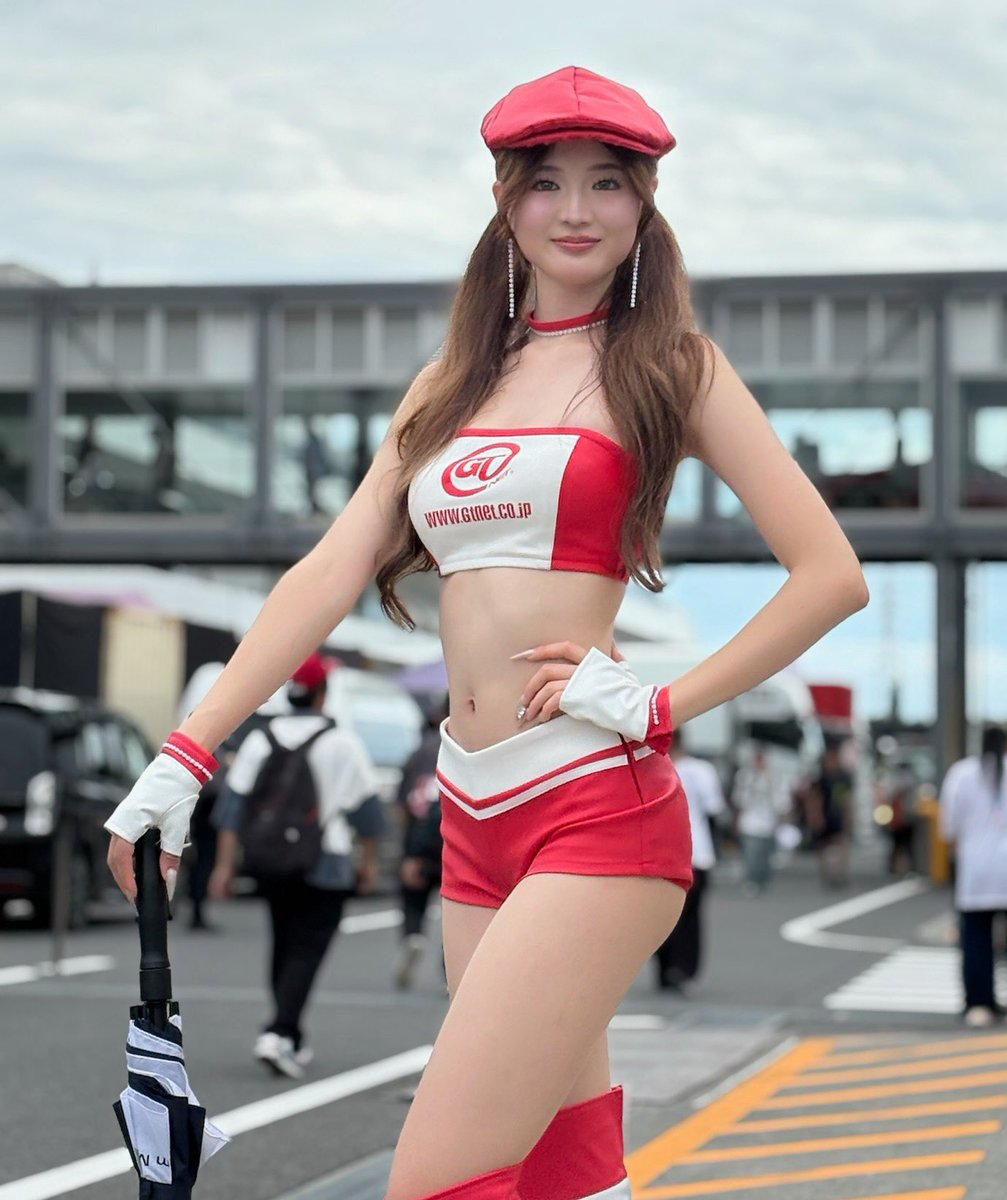 n_eitasan's tweet image. 2025.09.13 
INTERCONTINENTAL GT CHALLENGE Rd.4 
SUZUKA 1000km 
JAPAN CUP

#和泉蘭（@izumi_ran23 ） さん
ご対応ありがとうございました😊

#TEAMDAISHINWITHGTNET
#81号車
#IGTC
#GTWCAsia
#鈴鹿1000km
#レースクイーン