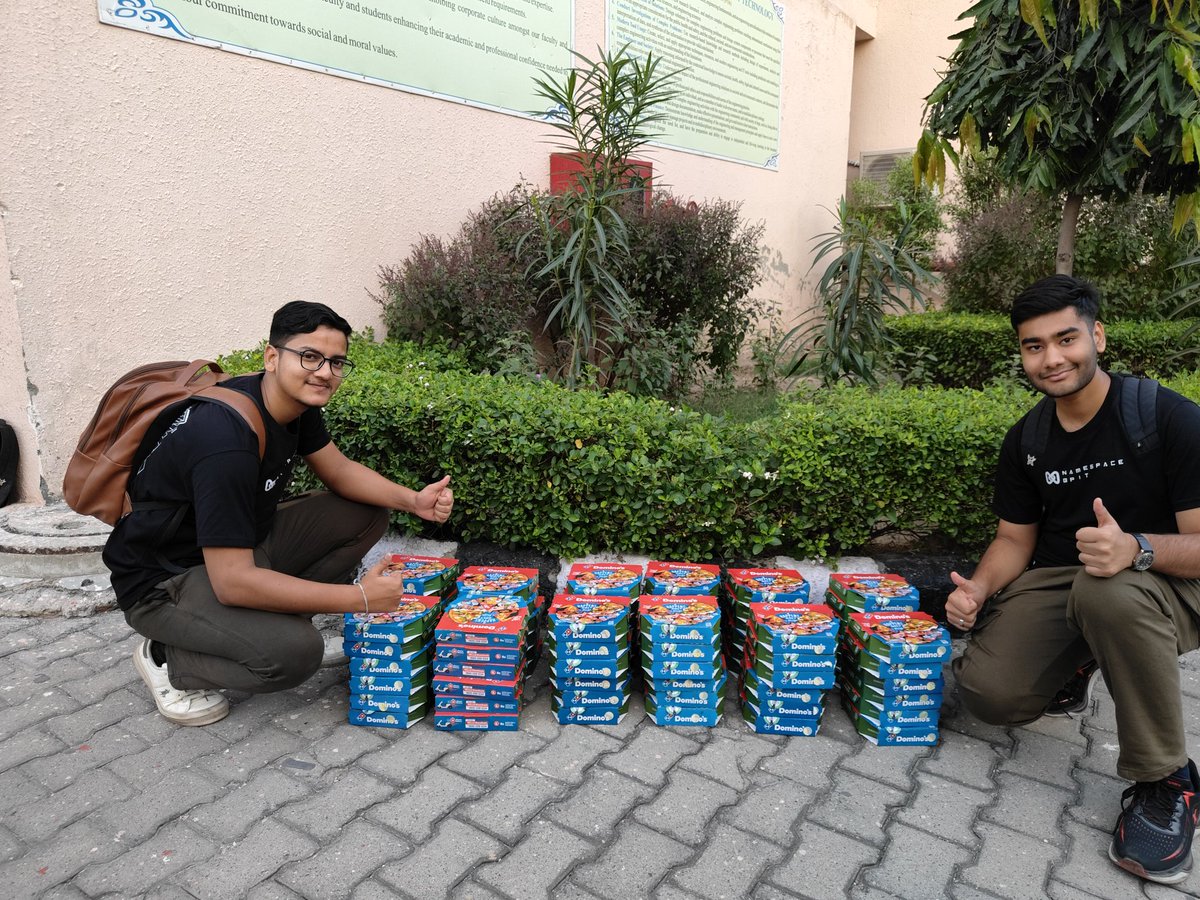 guptaAtharv07's tweet image. Day 26 of #100DaysOfCode ✅
Day was again really hectic: Day 2 of SUI Blockchain → 2½ hours stuck in traffic &amp;amp; got home after 13 hours 🤧 → Shoulder day at the gym → yet being consistent 💪🏽
Solved an easy string question about isomorphism and read about JS functions from GFG.