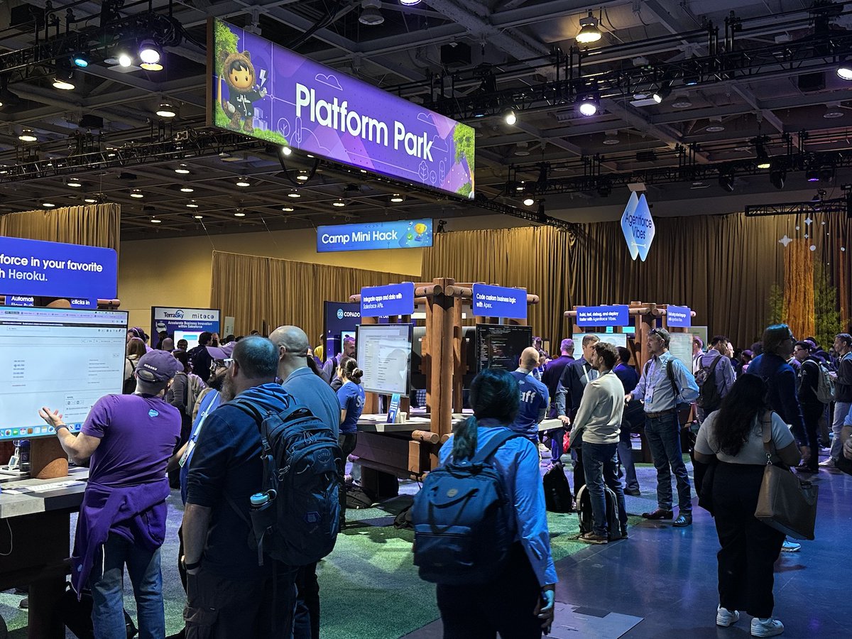 SalesforceDevs's tweet image. 🎡 Platform Park is buzzing with expert-led demos to learn how to build, scale, and customize AI-powered solutions. 💡
Stop by to get hands-on with @Salesforce’s core platform tools and see how to build faster and smarter with Flow Builder, AI apps, and automation. 🚀
