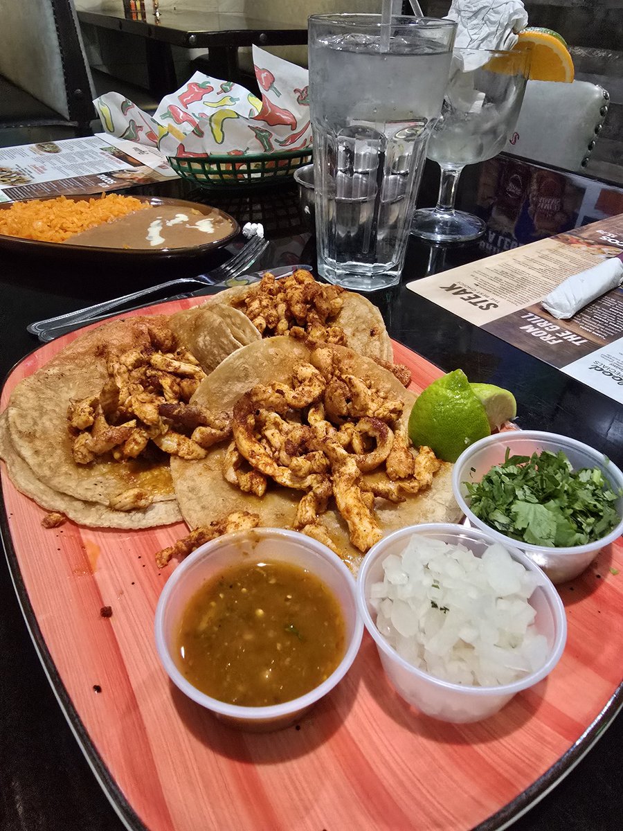 Dear <a href="/jasonmanns/">Jason Manns</a> - We're in your town, eating your Mexican food. Wanna join us before karaoke? 🤣