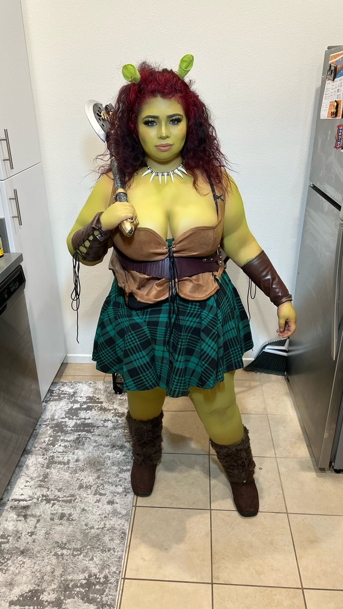 reasrealm's tweet photo. @Shrek I’m ready for my Shrek 5 premiere invite 🥲 https://t.co/X05oZKnTzE