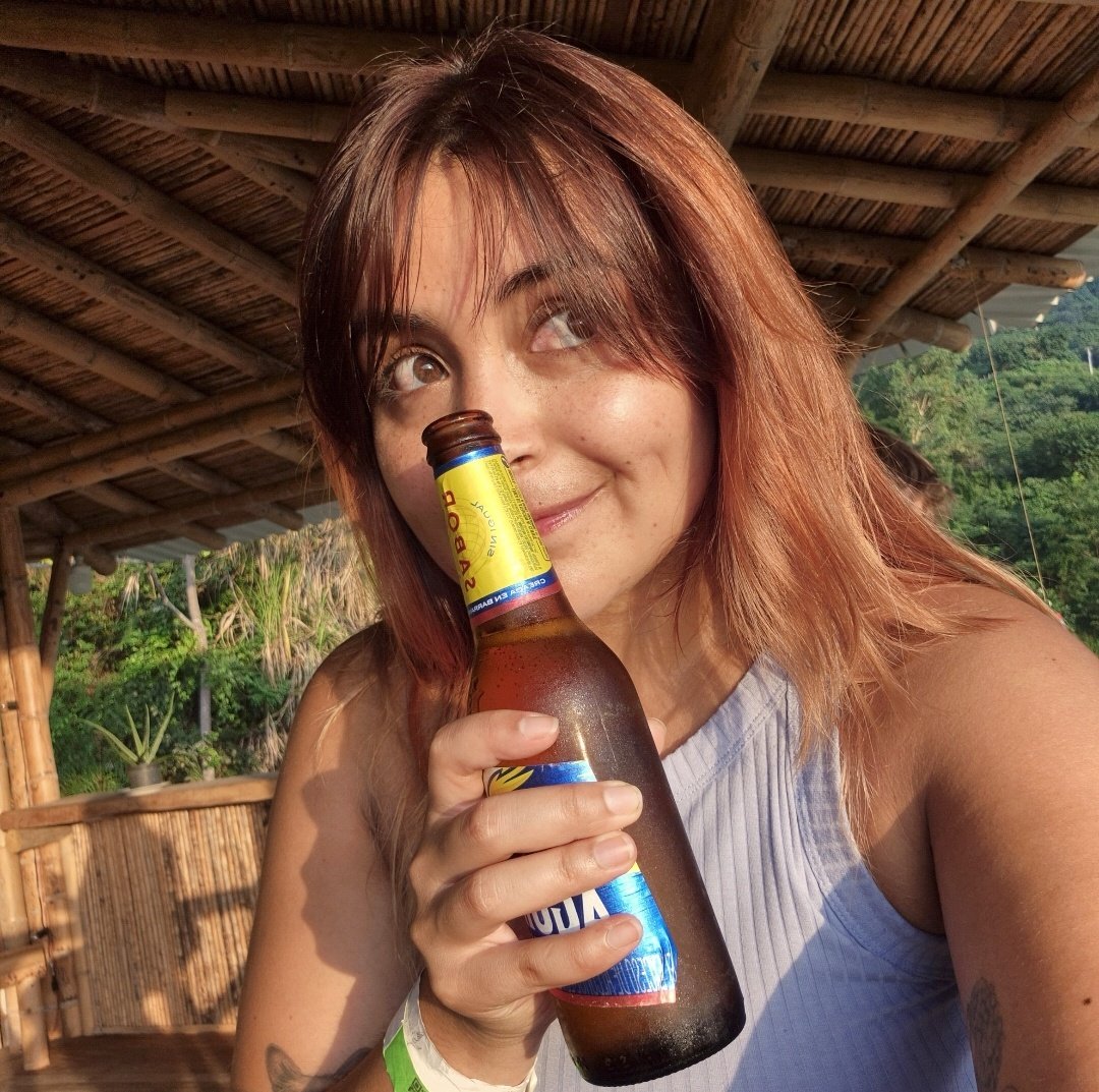 _eritrocito's tweet image. Lo que me aguanta este pelo
2023 💜, 2024 🧡, 2025💙