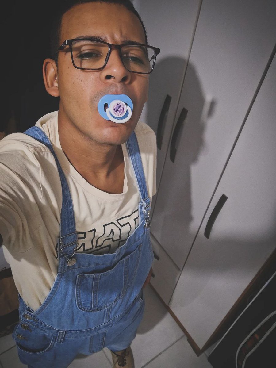 Overalls Man tweet media