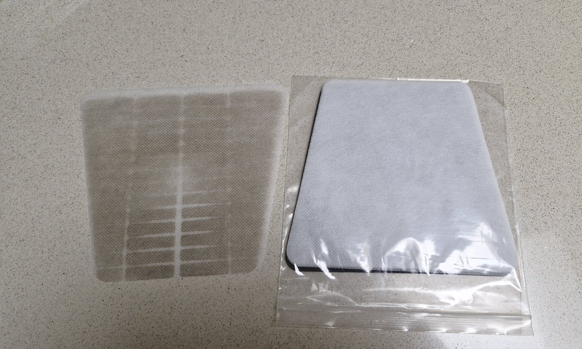 First time changing the filters in my laptop cooling pad. This thing does an excellent job of keeping my laptop cool during WoW. 🌬👌🏻