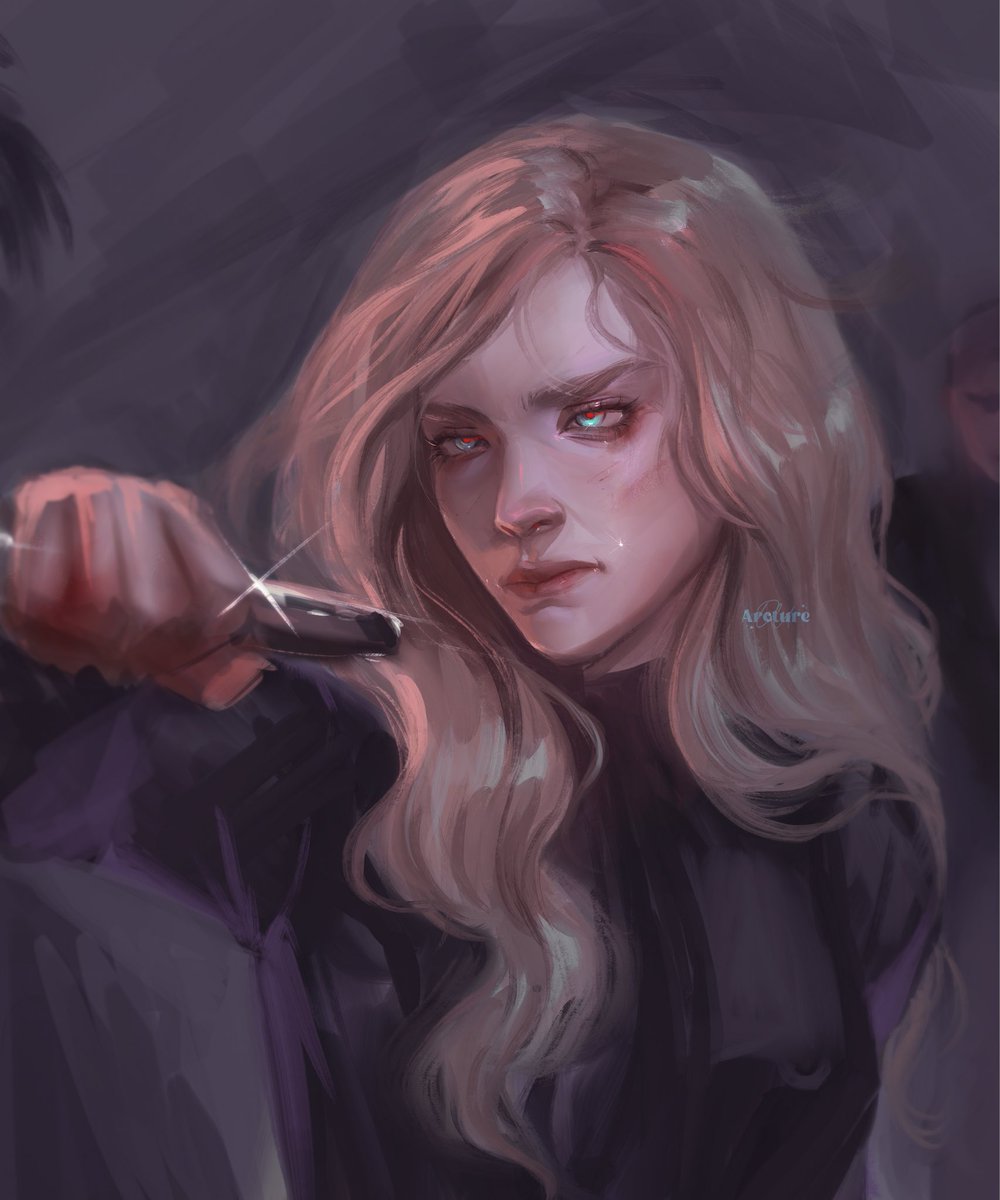 Sketch vs Sketch 

Celaena Sardothien