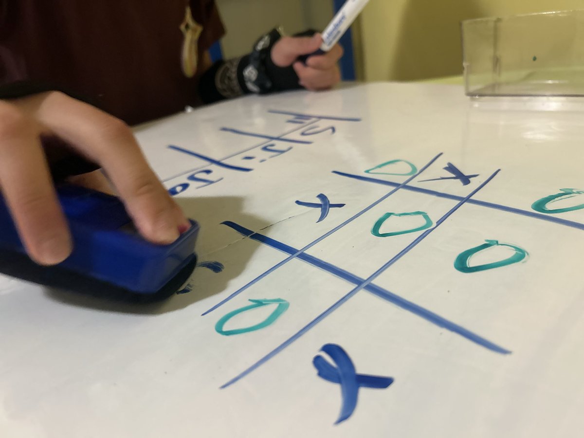 MsJiJionline's tweet image. We enjoyed a fun game of Tic Tac Toe! ❌⭕

A simple game that teaches strategy, patience, and good sportsmanship — and of course, brings lots of smiles along the way. 😄💫

#TicTacToe #LearningThroughPlay #FunAndGames #PlanetChild #HappyKids