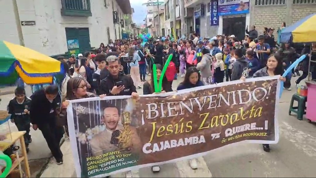 im__fany's tweet photo. Nunca había visto un recibimiento tan grande a un artista de #YoSoy. Jesús se ganó el cariño y apoyo del público y sigue demostrando ser una persona agradecida y con humildad. Lo quiero mucho, es tan bonito ver que su talento es reconocido y apreciado 🫶💛 https://t.co/UU6umYc5Ck