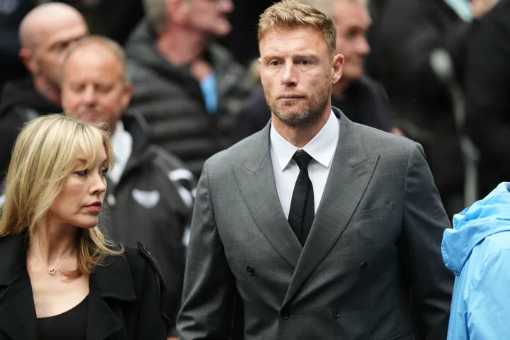 SanjeevCrime's tweet image. CRICKET legend #FreddieFlintoff paid an emotional tribute to close pal #rickyhatton as he revealed his “guilt” over the death of the #Boxing icon.

The former #England captain, 47, spoke candidly about the last time he saw Ricky – who tragically died at the age of 46 last month.