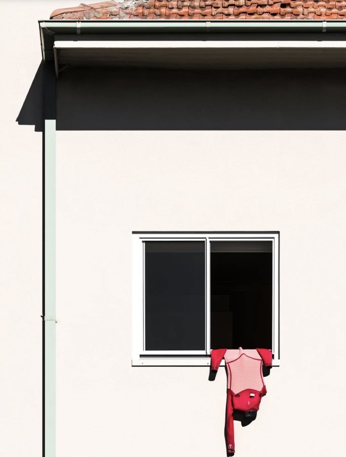 I was so glad to write an exhibition text for <a href="/JonSetter/">Jon Setter</a> and his fantastic new show of photographs, “Sydney Beaches: Saturated Edge,” which is up at 8 Wall Gallery in Sydney until November 1. You can read what I wrote here: 8wallgallery.org/exhibitions/6-…