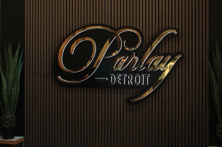 Coaching Detroit Forward tweet media