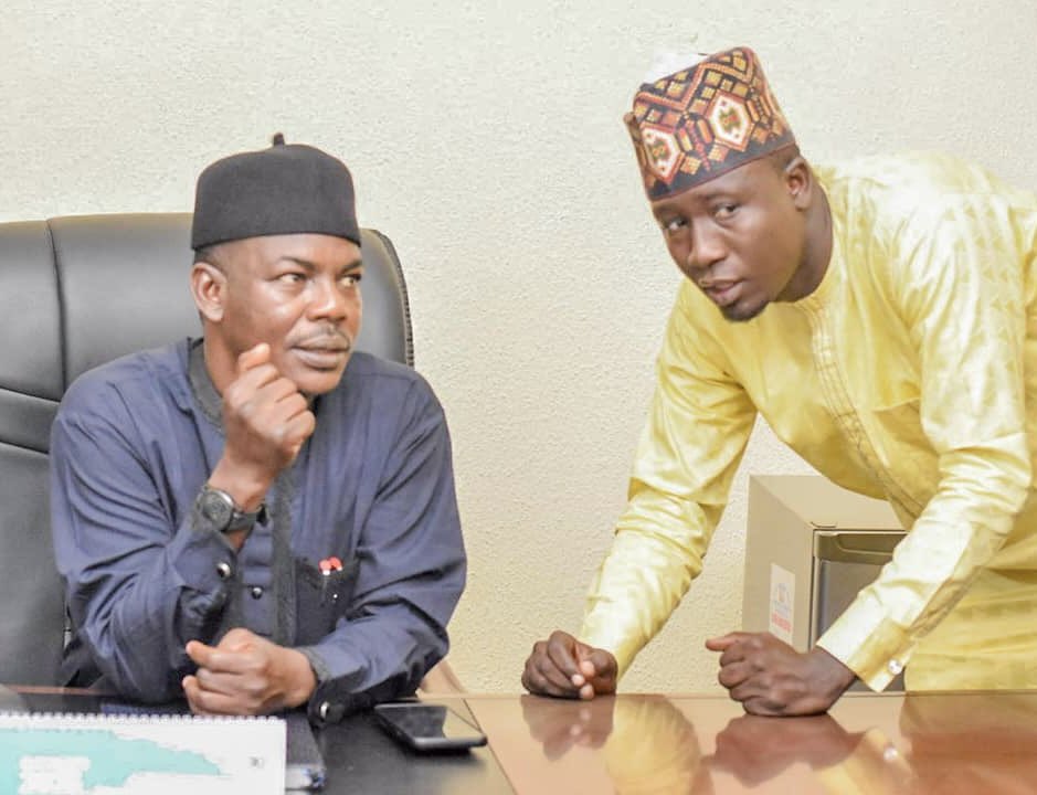 comrade_faruq's tweet photo. With my principal Sen Kaka Shehu Lawan SAN https://t.co/aDnyUdNYp2