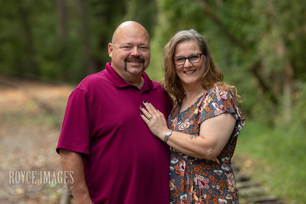 royceimagephoto's tweet photo. Nicole &amp; Steve are ENGAGED! Congratulations. Excited to capture their wedding day next spring.

#yorkpaengagementphotographer #yorkpaweddingphotographer #royceimagesphotography #engagementphotos #baltimoreengagementphotographer #baltimoremdweddingphotographer #ringbling https://t.co/GEKkgTFPQq