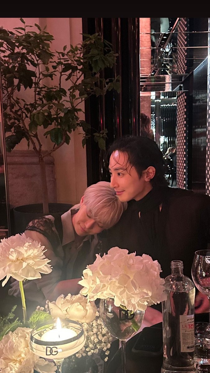 doyoctor's tweet photo. this was peak yaoism https://t.co/fBO22NasiL