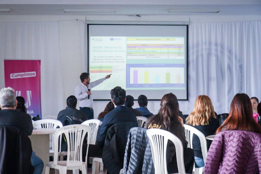 Taller sobre la actualización del Plan de Manejo de la Reserva Bahía Encerrada <a href="/UshuaiaMuni/">UshuaiaMunicipalidad</a>  informacionestdf.com.ar/contenido/7461…