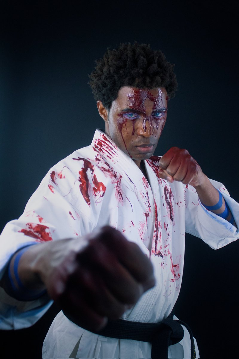 rj_hooks's tweet photo. Please enjoy some newly edited cosplay pics. Akaza, Hakuji, Nobu, and Ren. Akaza makeup by @jlee_doesmakeup. Hakuji tats by @mallgothmikasa and @broccoliwizard #DemonSlayer #NANA https://t.co/XsTZosvd7y