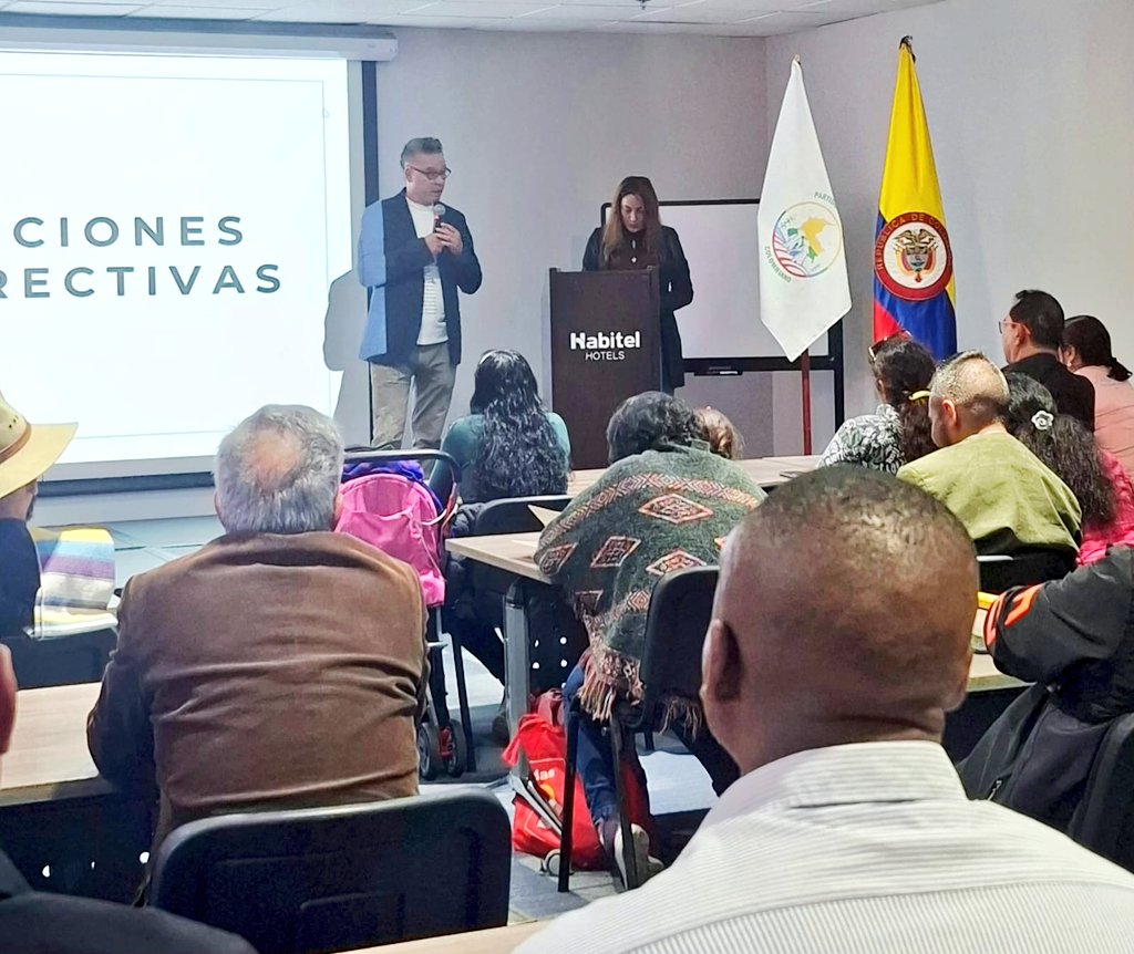 CesarJerezM's tweet photo. Somos el Partido Campesino Colombiano, convocamos a nuestra gente #EnLaVeredaEnElBarrio a juntarnos y emprender este camino!  Campesinizate con nosotras(os) https://t.co/TLxkeIqo8b Vamos! https://t.co/7qljeXCIAC