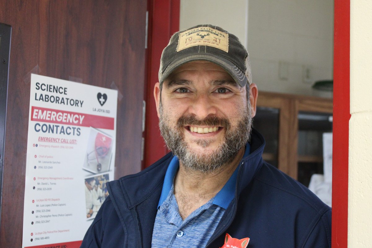 JCECHSRedWolves's tweet image. A Complex Equation 
Unraveling the many variables in the life of Jimmy Carter&apos;s chemistry teacher, Sean Pelfrey. 
redgoldnews.com/a-complex-equa…