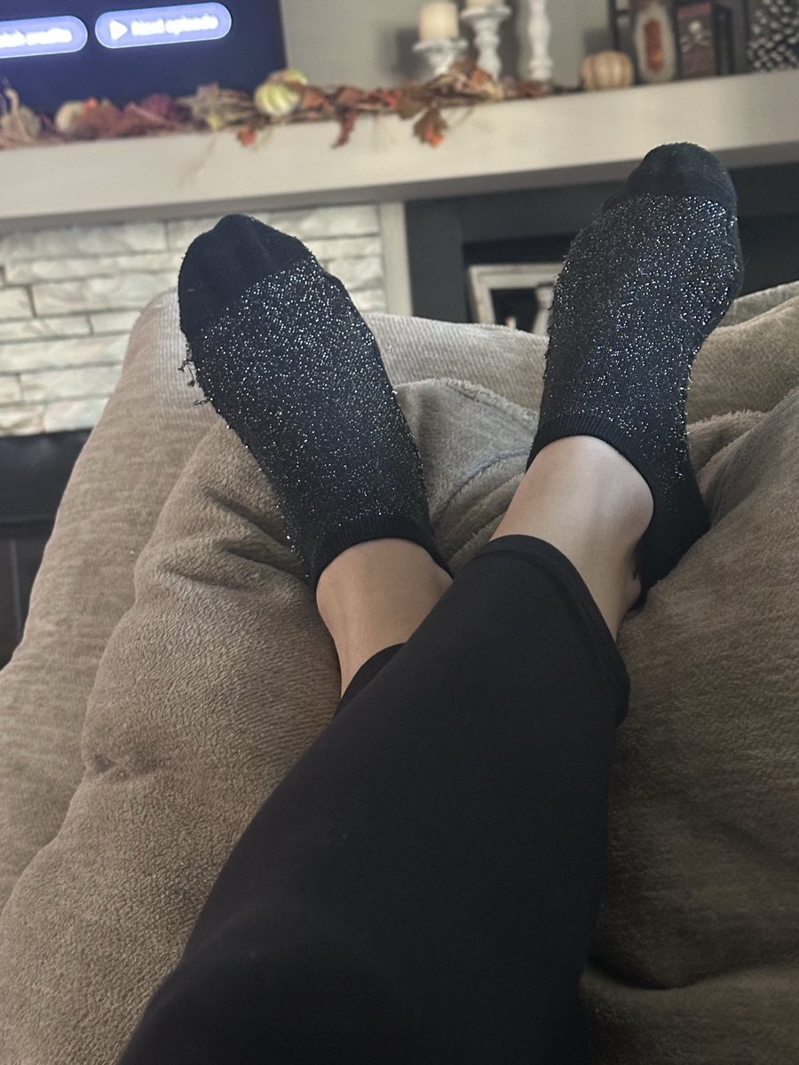Flafeetfantasy's tweet photo. Smelly socks before my pedi tomorrow https://t.co/4xwGnXwxYT