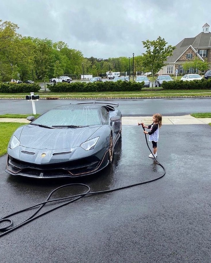 COMPETITION tweet media