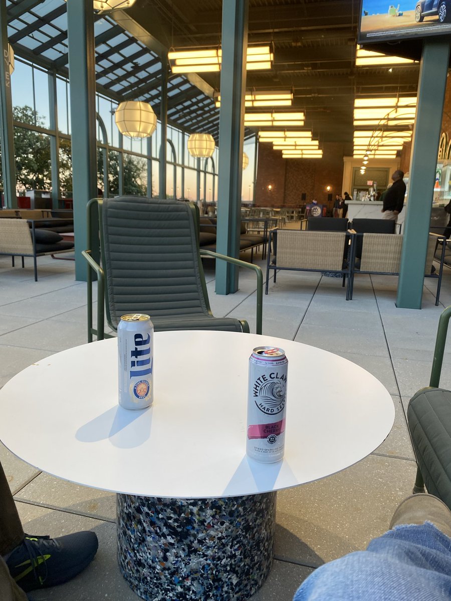 Pregame sips at #UBSArena