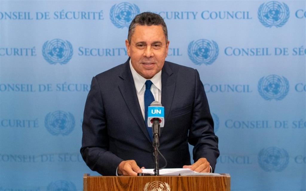 PrensaLatina_cu's tweet photo. Prensa Latina @PrensaLatina_cu  
El representante permanente de #Venezuela🇻🇪 ante la #ONU🇺🇳, #SamuelMoncada, anunció hoy la entrega de una carta a su secretario general, #AntónioGuterres, y al presidente del Consejo de Seguridad, #VassilyNebenzia.
🔗https://t.co/KZ5lbi2YRA https://t.co/rEI9iViDmO