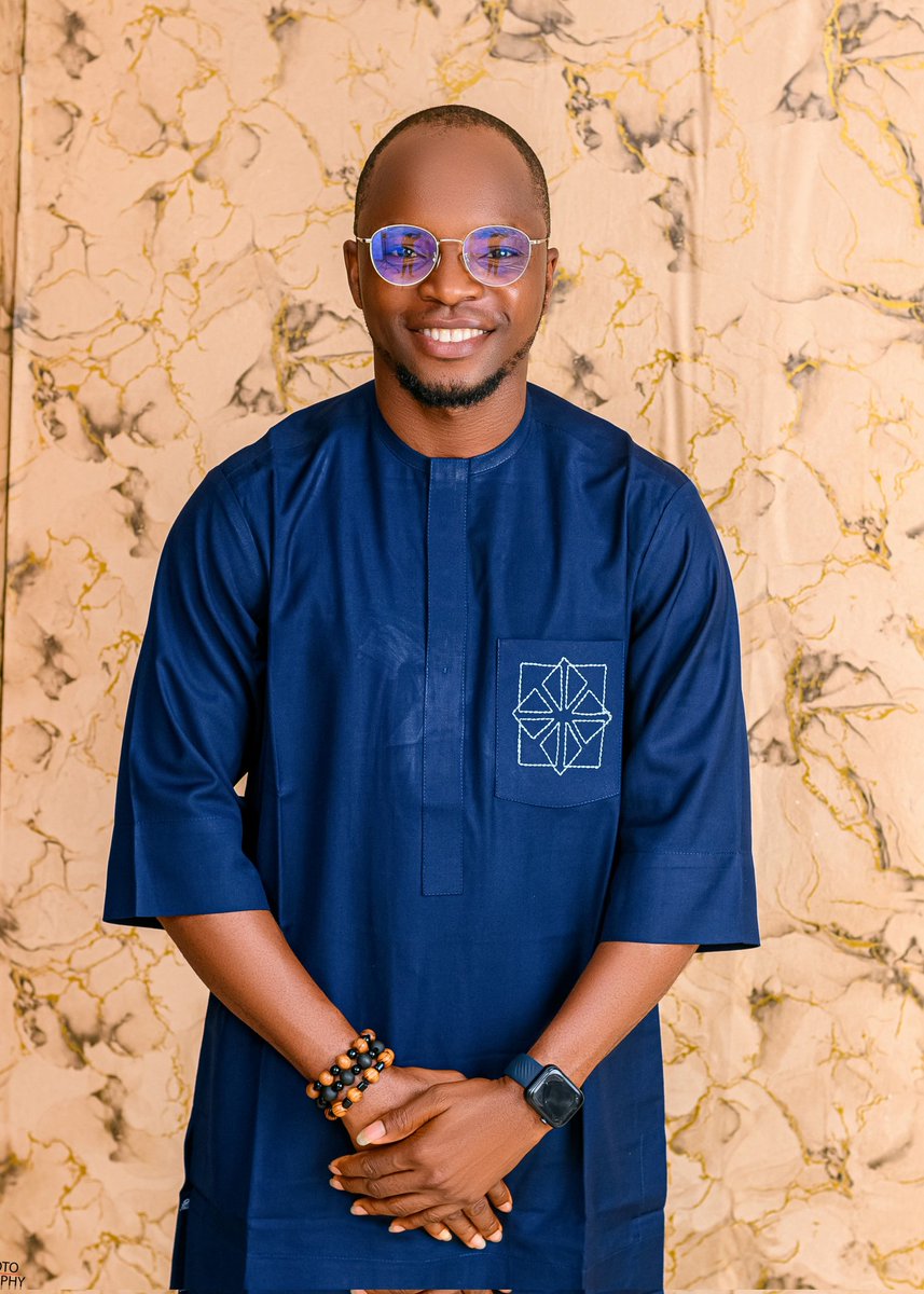 SamAyanfe16's tweet photo. To the GOD OF ALL FLESH who has brought me this far in life. This boy is grateful and thankful.
HAPPY BIRTHDAY to me ADELAJA SAMUEL AYANFEOLUWA OLUWAPONMILE
It's a NEW and ANOTHER SEASON of  GOD'S MERCY and LIGHT. https://t.co/YPp8LqAWgV