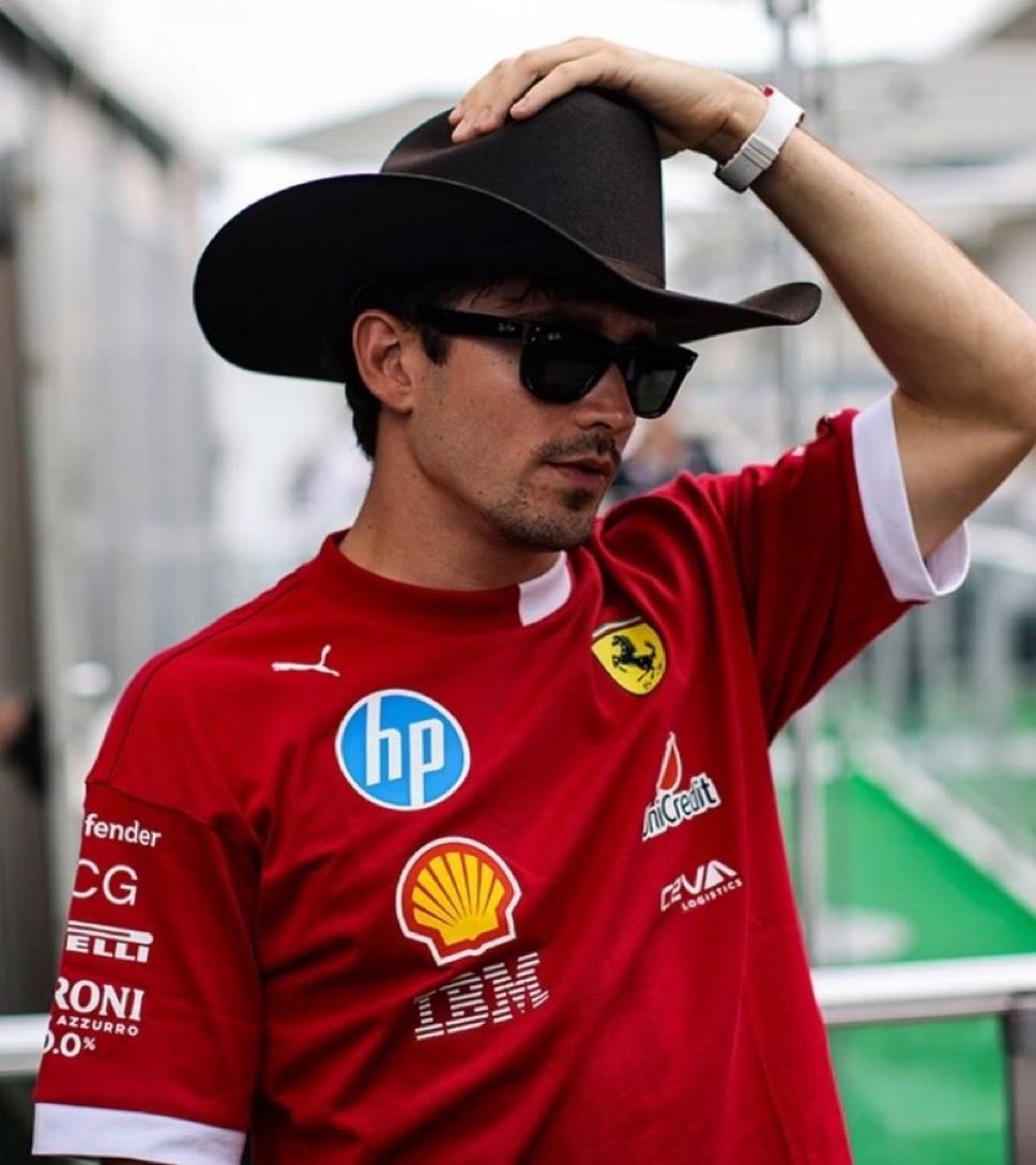 chrrybutera's tweet image. save a horse ride a …?