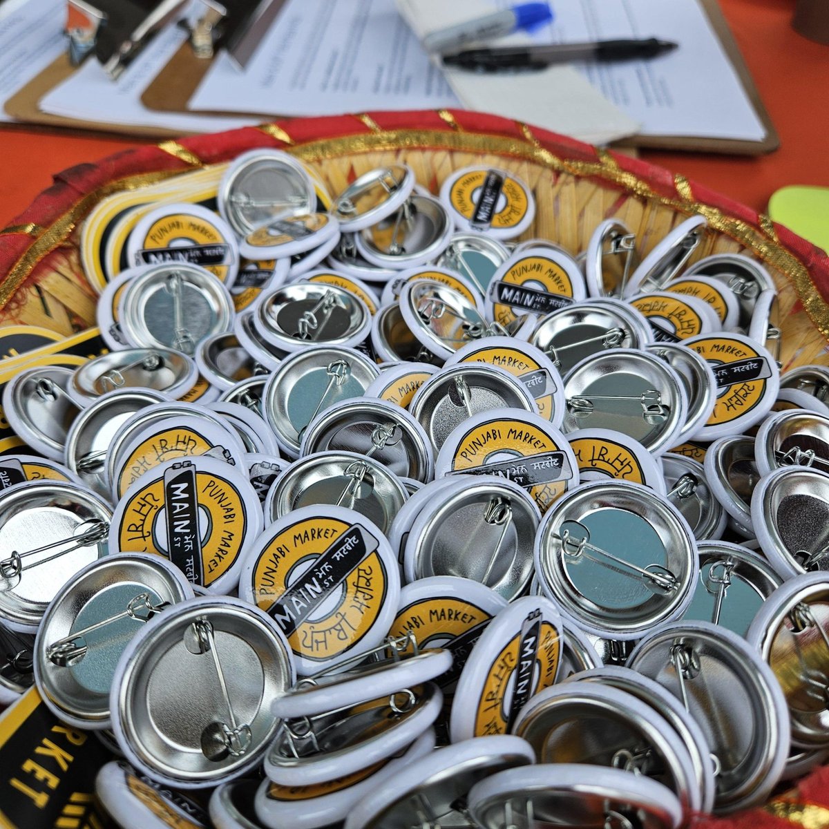 Interviewed by <a href="/bismahmughal/">Bismah Mughal</a> <a href="/CBCVancouver/">CBC Vancouver</a> <a href="/cbcnewsbc/">CBC British Columbia</a> this morning. Happy to share story Rungh News "broke" on <a href="/CityofVancouver/">City of Vancouver</a> #SouthAsian #museum motion. <a href="/RunghCulture/">Rungh.Means.Colour</a>
 #TemplateSupportLetters #GhostedInterviews 

rungh.org/news/surrey-an… 

<a href="/caj/">Canadian Association of Journalists</a> <a href="/JackWebsterFdn/">Jack Webster Fdn</a> <a href="/CityofSurrey/">City of Surrey</a>