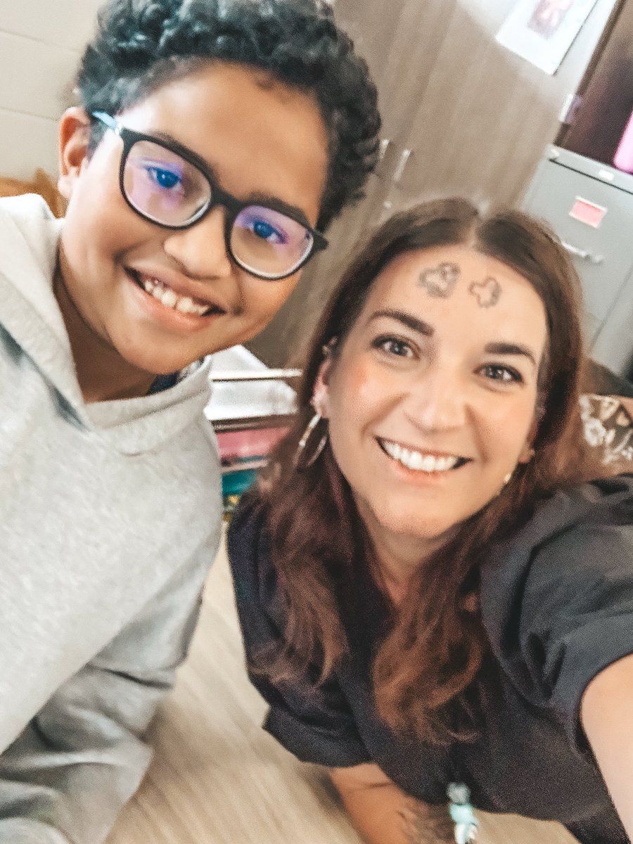 MrsKDuke's tweet photo. When you let kids spend their PBIS points to draw on your face… and they take full advantage.
💸 Worth every pretend dollar. #TeacherLife #PBISstore https://t.co/u2wiGfe2ZR