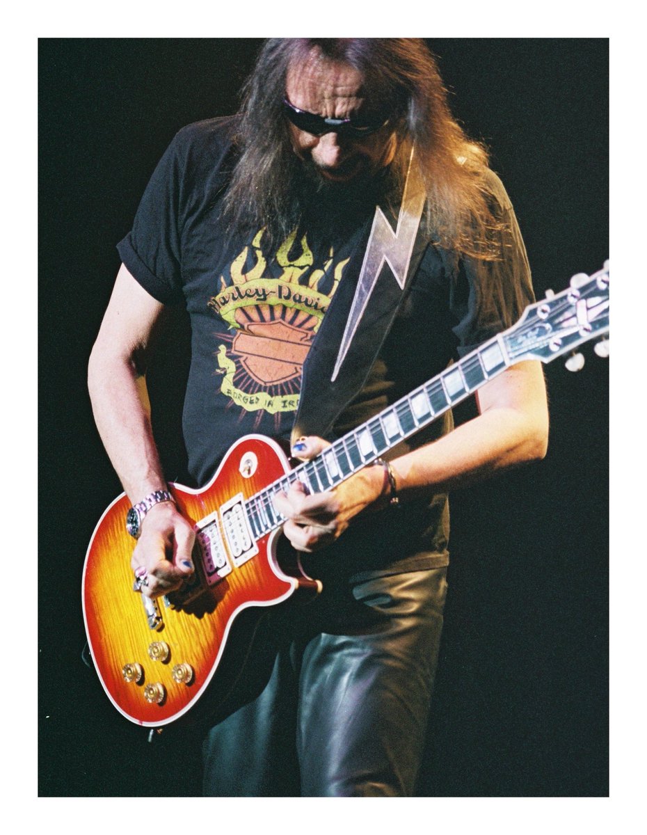 Mitch Lafon (@mitchlafon) on Twitter photo Ace Frehley’s family has issued the following:
“We are completely devastated and heartbroken. In his last moments, we were fortunate enough to have been able to surround him with loving, caring, peaceful words, thoughts, prayers and intentions as he left this earth. We cherish Ace Frehley’s family has issued the following:
“We are completely devastated and heartbroken. In his last moments, we were fortunate enough to have been able to surround him with loving, caring, peaceful words, thoughts, prayers and intentions as he left this earth. We cherish