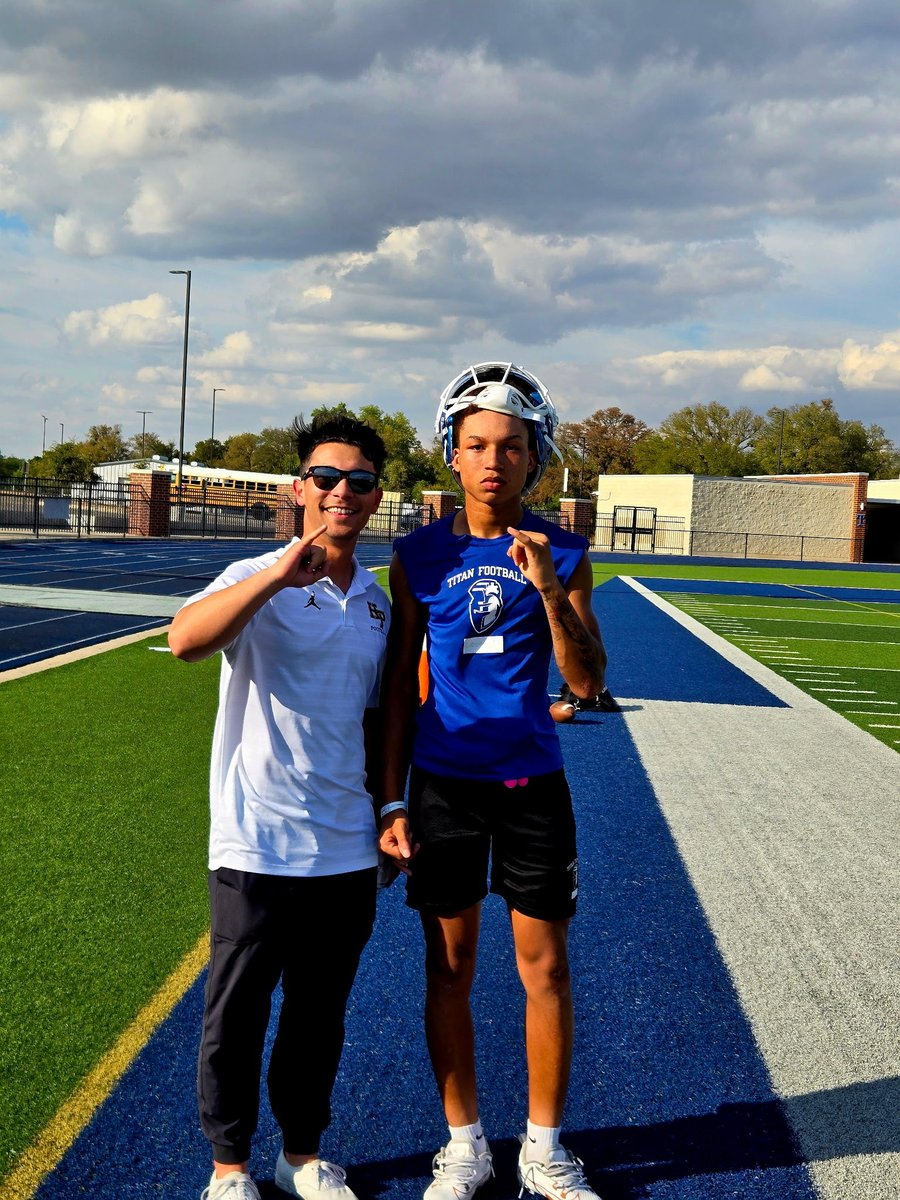 #AGTG After a great conversation with <a href="/CoachFujiwara/">Coach Fujiwara</a> I’m blessed to receive a offer from <a href="/HPUFootball/">Howard Payne University Football</a> <a href="/CoachGipson11/">Coach Gipson</a> <a href="/LeonWalls91551/">Leon walls</a> <a href="/DLew87dabeast/">Derrick Lewis “DLewniversity”</a>