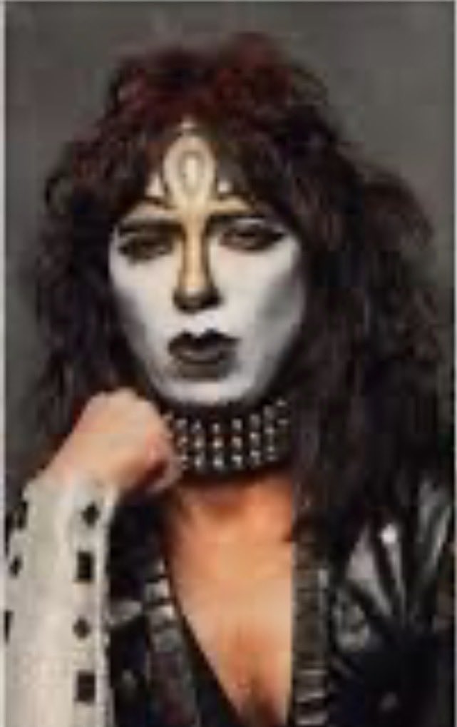 WickPubJeff's tweet photo. R.I.P. LEGENDARY KISS guitarist, Ace “Space Ace” Frehley. You’ll be missed https://t.co/2r8shaufV1
