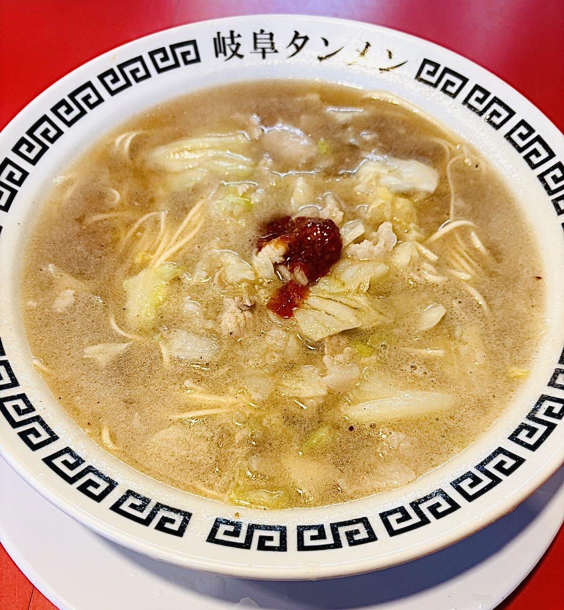 marukyu_c's tweet image. 出張先でちょっと一息!岐阜方面で話題の『岐阜タンメン』を堪能してきました!美味しかったです😋
#出張グルメ #日本全国どこへでも出張 #木更津から全国へ #木更津の会社 #企業公式相互フォロー祭り #企業公式相互フォロー中