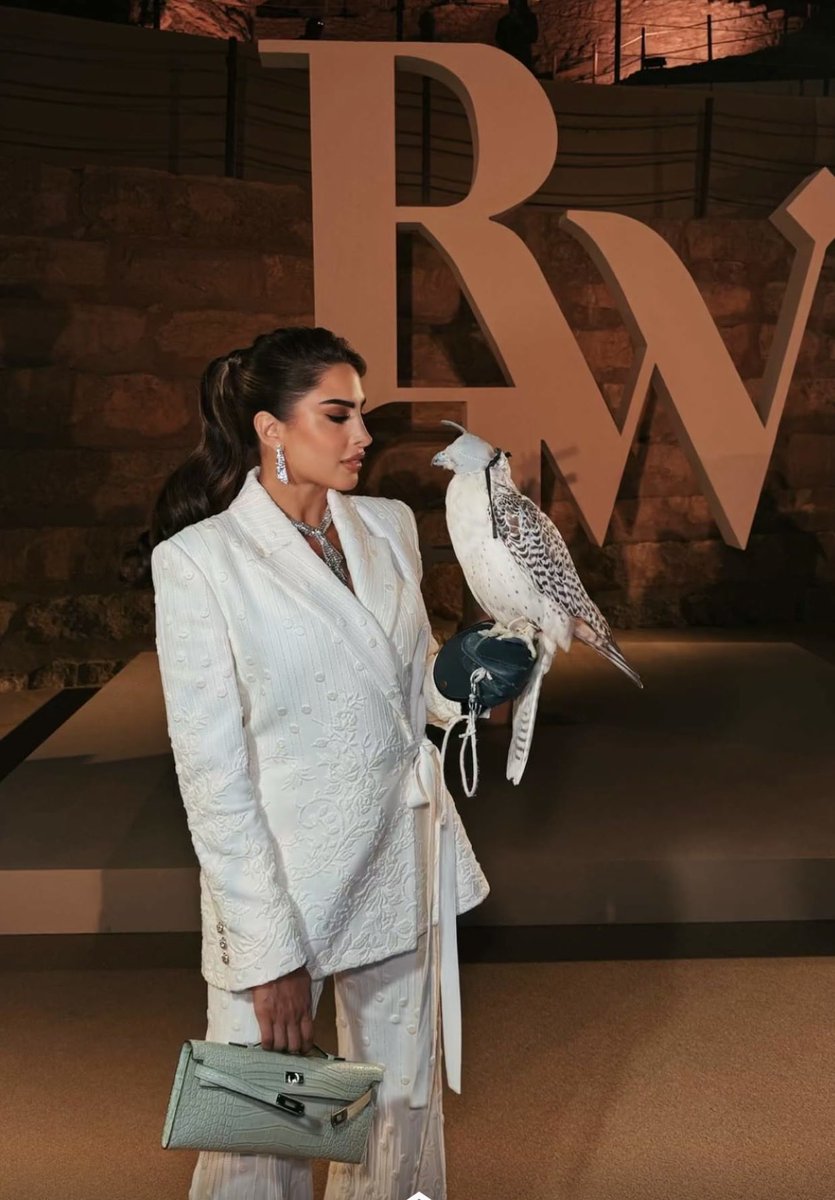 مشاعل النِـمري tweet media