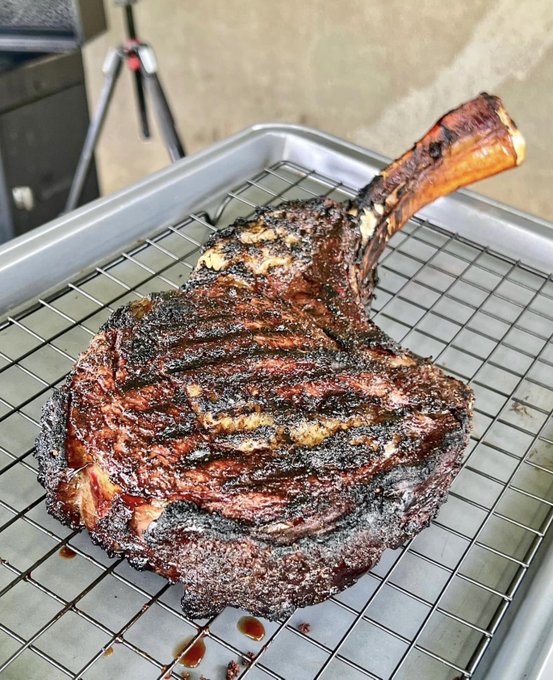 Maga Nadine tweet media